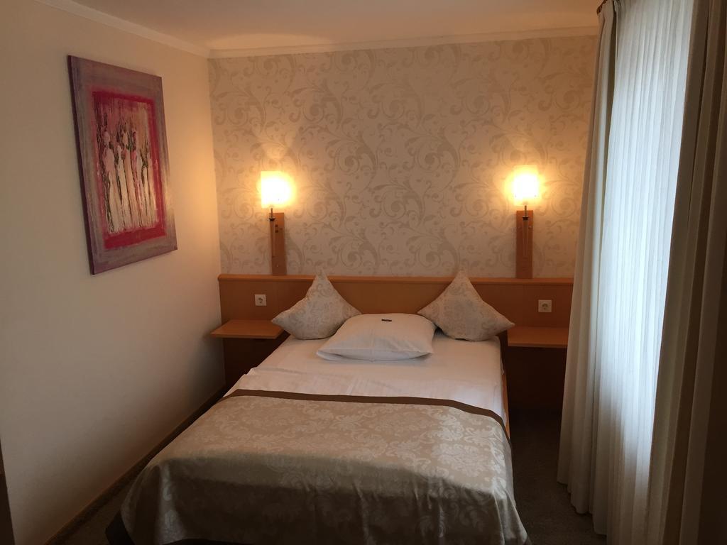 Hotel Restaurant Zum Heidekrug Bersenbrück Pokoj fotografie
