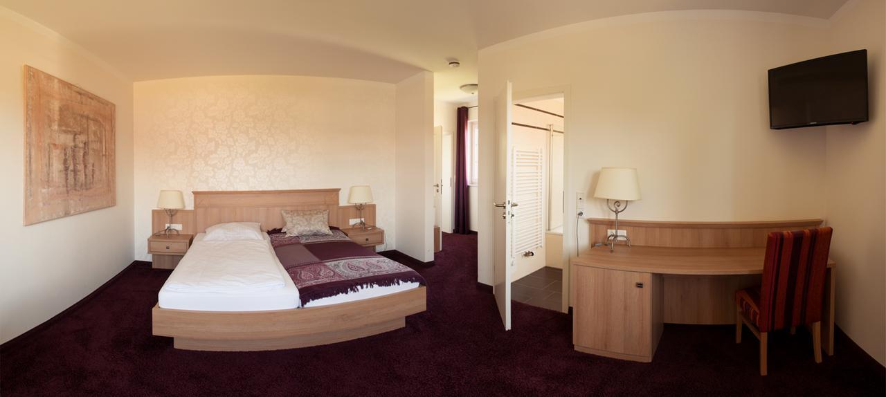 Hotel Restaurant Zum Heidekrug Bersenbrück Exteriér fotografie